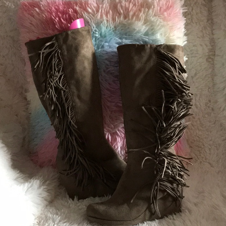 Gray-Brown Fringe Boots